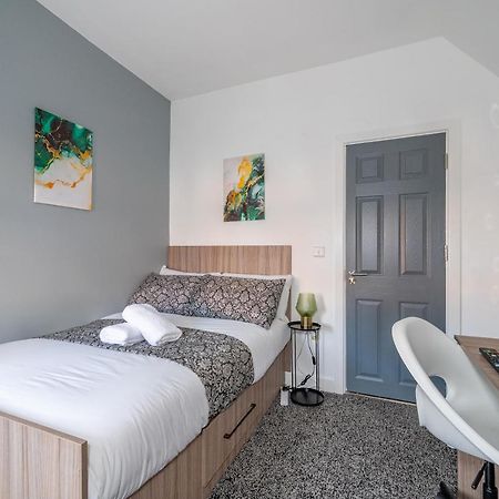 *Rb12S* For Your Most Relaxed & Cosy Stay + Free Parking + Free Fast Wifi * Лідс Екстер'єр фото