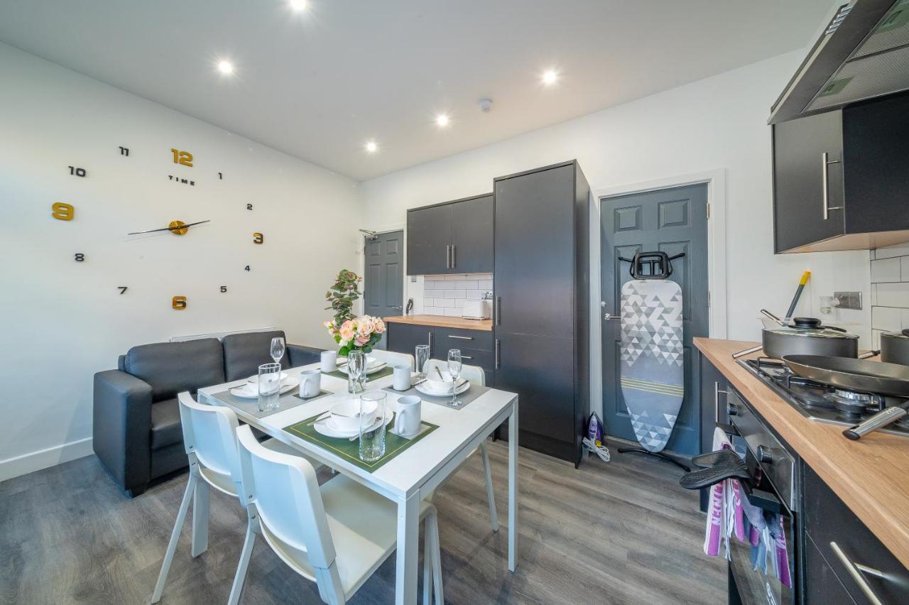*Rb12S* For Your Most Relaxed & Cosy Stay + Free Parking + Free Fast Wifi * Лідс Екстер'єр фото