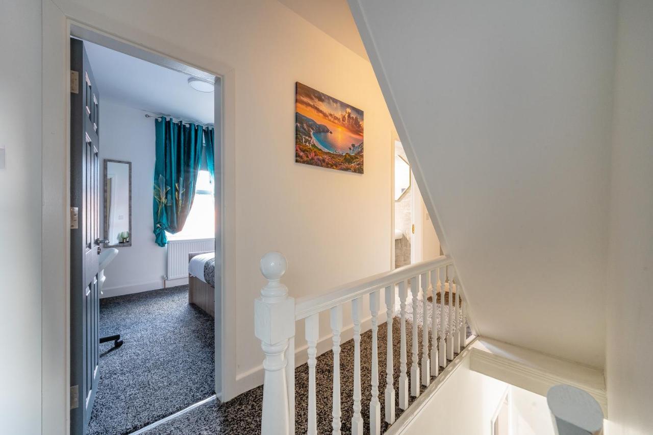 *Rb12S* For Your Most Relaxed & Cosy Stay + Free Parking + Free Fast Wifi * Лідс Екстер'єр фото